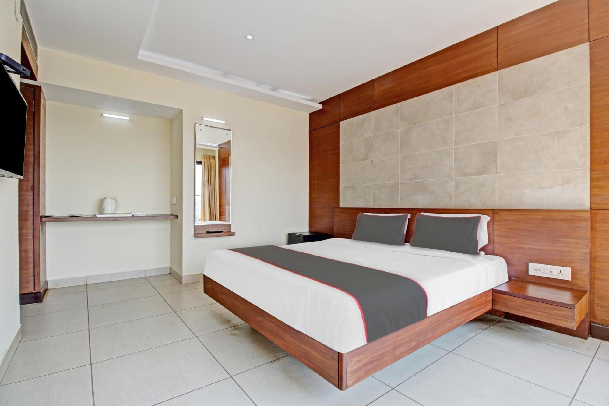 Collection O Venky"S Stay Inn Udupi Dış mekan fotoğraf