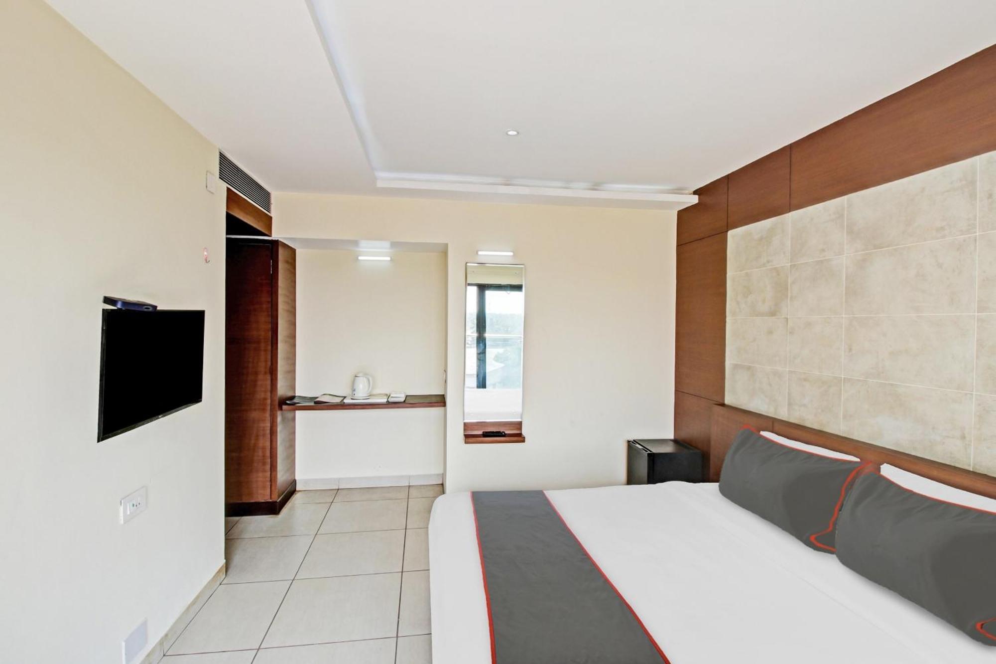 Collection O Venky"S Stay Inn Udupi Dış mekan fotoğraf